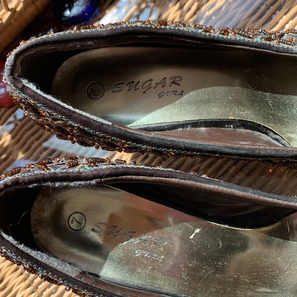 Dazzling beautiful Boho Beaded sequin shoes - Picture 5 of 6